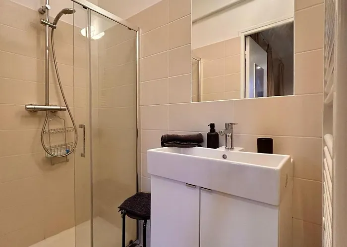 Coin Paisible En Plein Centre-rue Piétonne Appartamento Fontainebleau